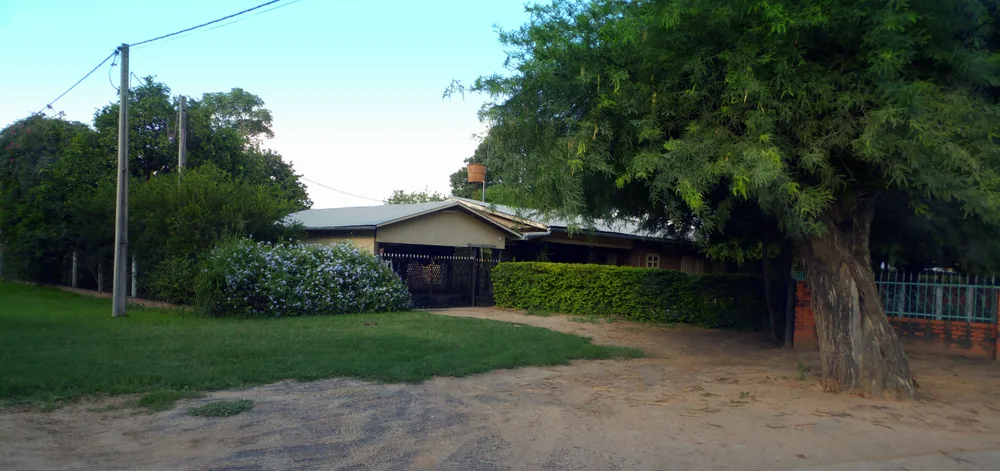 Vivienda residencial en Paraguay, ejemplo del patrimonio que puede quedar alcanzado por Bienes Personales