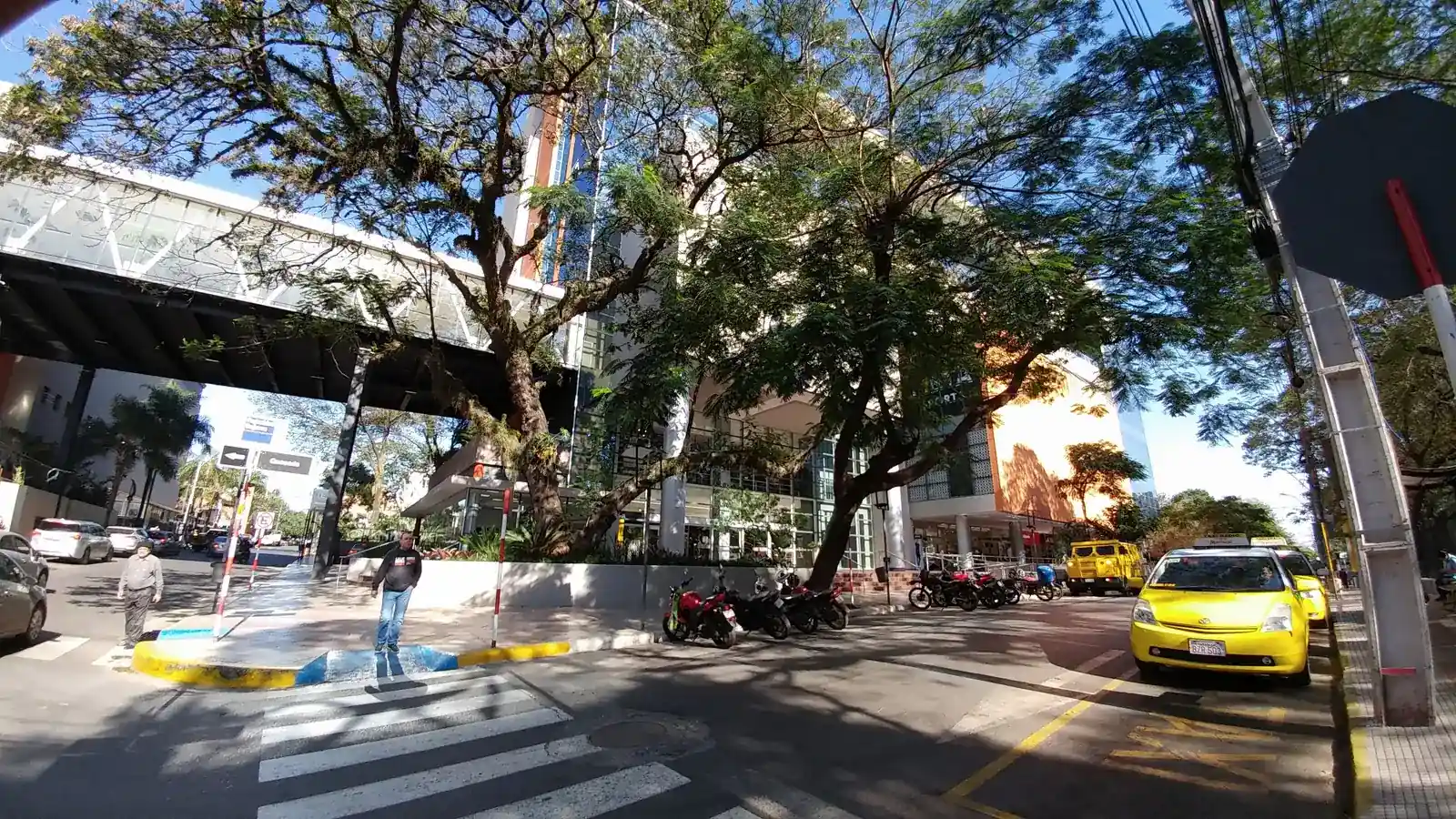 Vivir en Villa Morra, Asunción: guía del barrio 2026