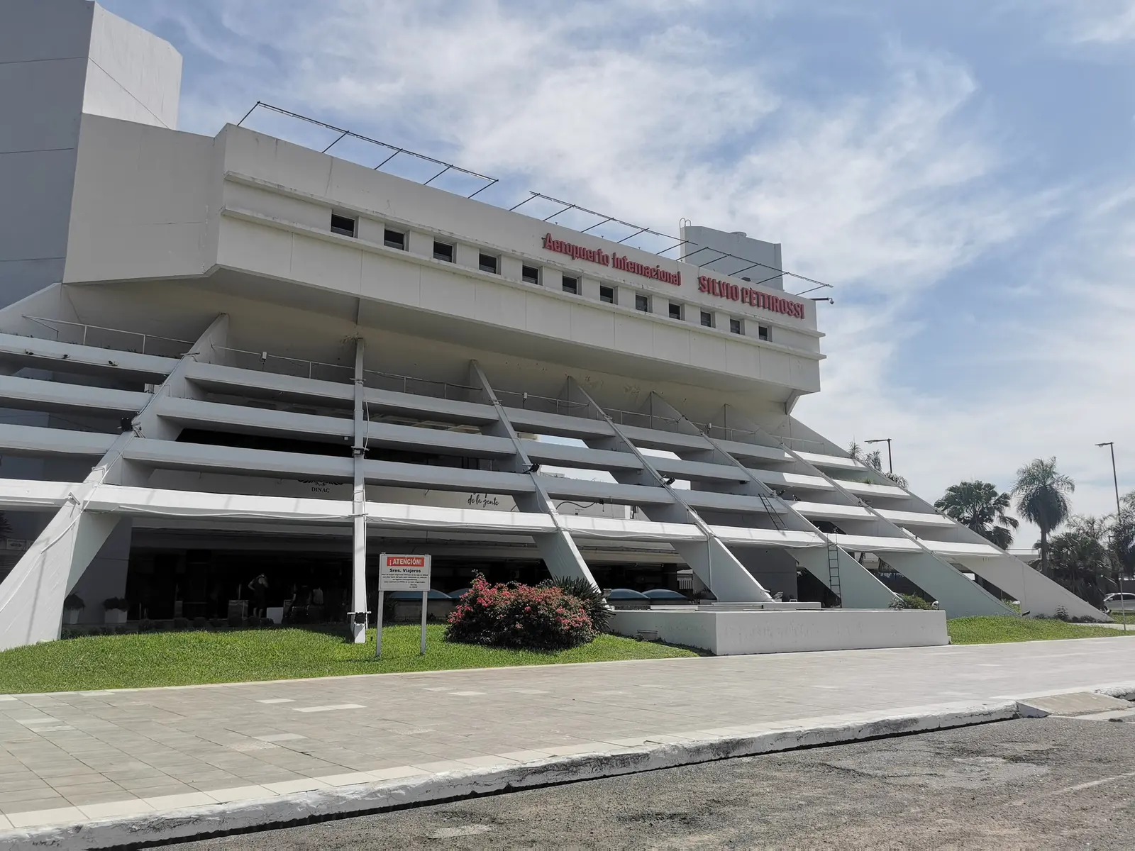 Avianca pasa a vuelo diario entre Asunción y Bogotá