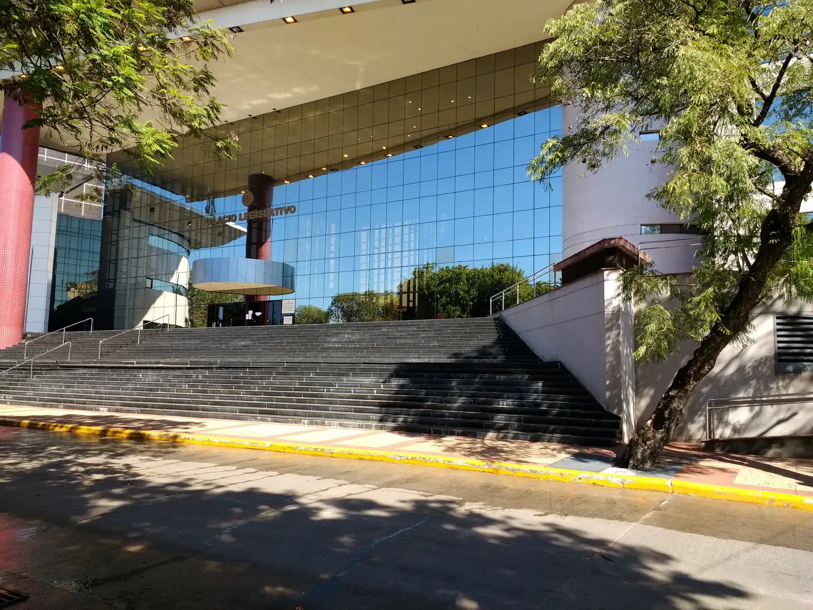 La grieta fiscal de Paraguay: el déficit de la Caja crece pese a la reforma